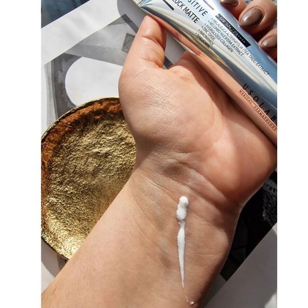 Омолоджуючий, заспокійливий та матуючий сонцезахисний крем Usolab Bio Sensitive Sun Block Matte 50мл ul0103 фото