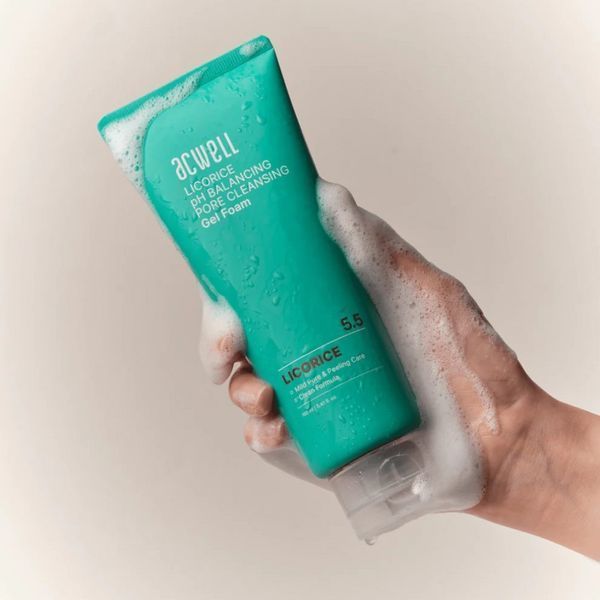 Балансуюча гель-пінка для очищення пор Acwell Licorice pH Balancing Pore Cleansing Gel Foam, 160 мл aw0152 фото