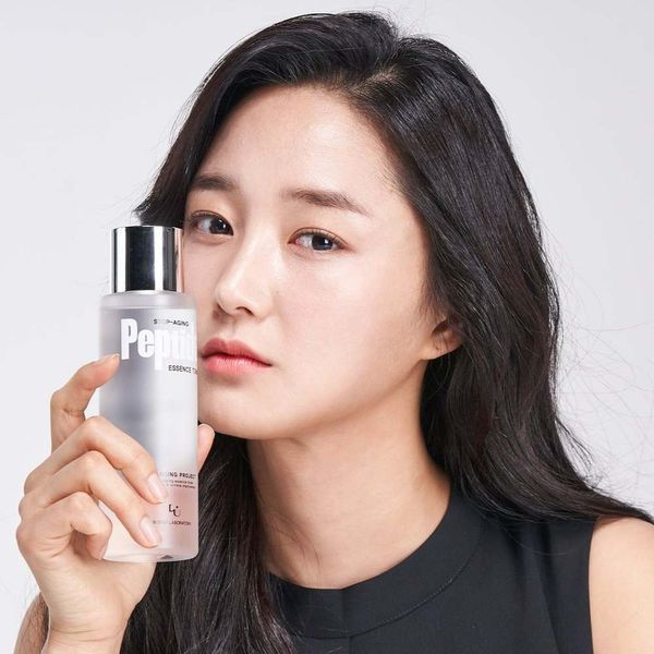 Есенціальний тонер з ефектом рідких мезониток W-Skin Stop - Aging Peptide Essence Toner 250мл ws0004 фото