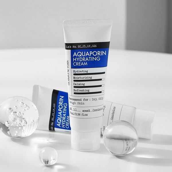 Екстра &ndash; зволожуючий та кондиціонуючий крем &ndash; гель Dermafactory Aquaporin Hydrating Cream 70мл df0116 фото