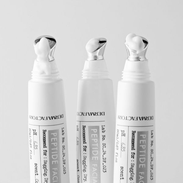 Крем для ліфтингу шкіри та розгладження зморшок Dermafactory Peptide Facial & Eye Cream 20мл df0122 фото
