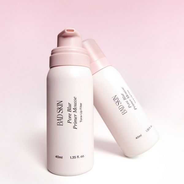 Матуючий та коригуючий праймер Bad Skin Pore Blur Primer Mousse 40мл bs0044 фото