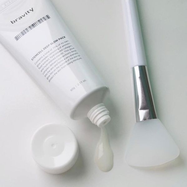 Антивікова, ущільнююча та зволожуюча маска-плівка Bravity StemCell Deep Glow Pack 60g bv0046 фото